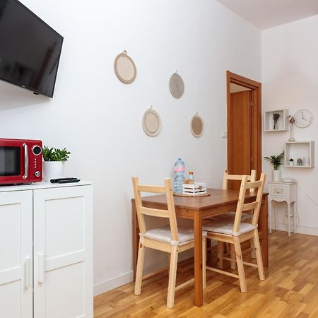 Welcome To • Lotus Home • Верона Екстериор снимка